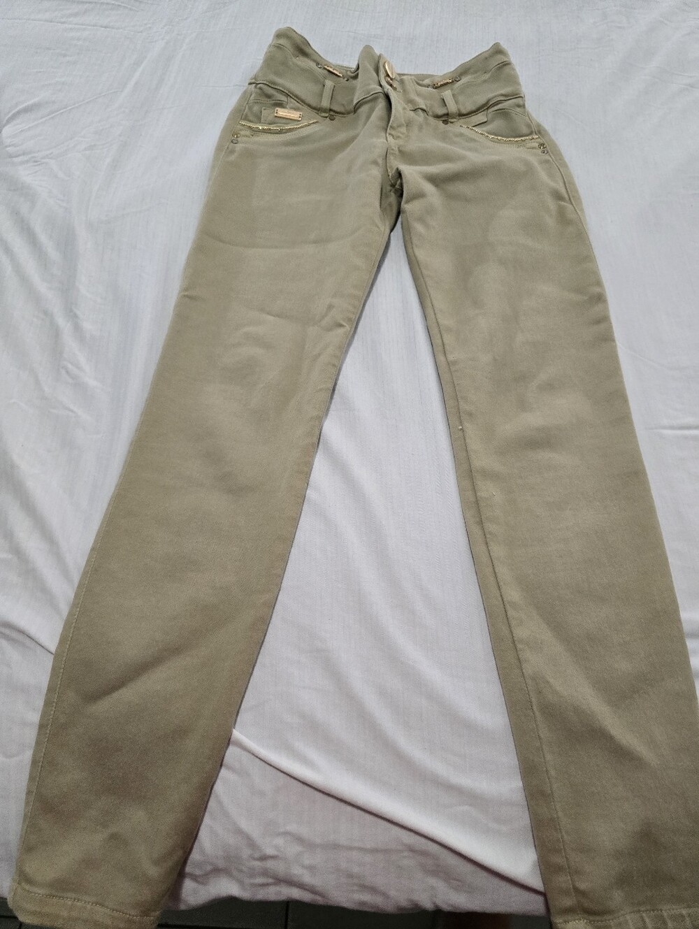 Slim Straight Khaki Pants